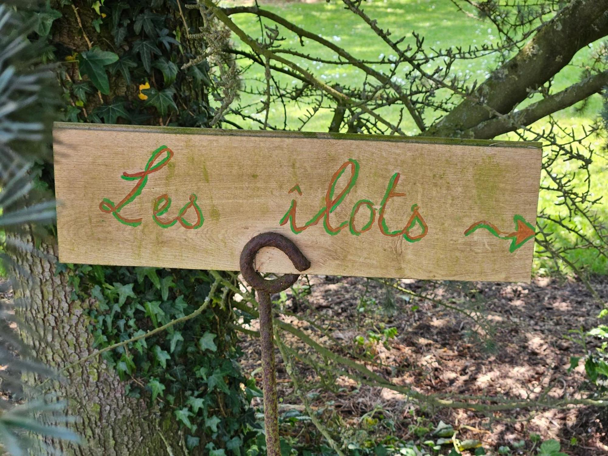 Le Clos Du Clocher Gueudecourt Екстериор снимка