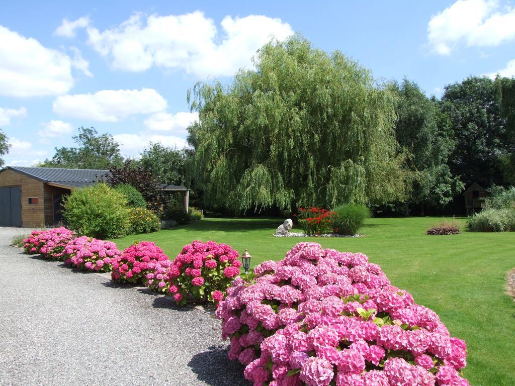Le Clos Du Clocher Gueudecourt Екстериор снимка