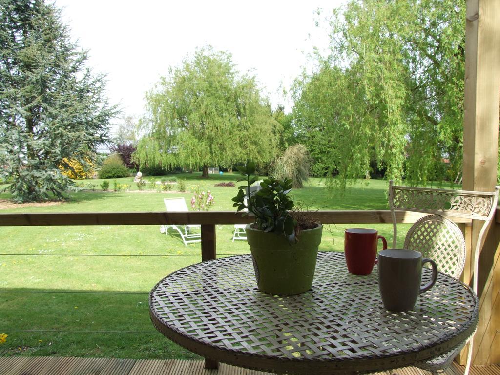 Le Clos Du Clocher Gueudecourt Екстериор снимка
